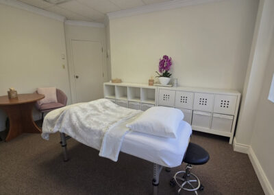 Located on a 2nd floor - Suite 201-06